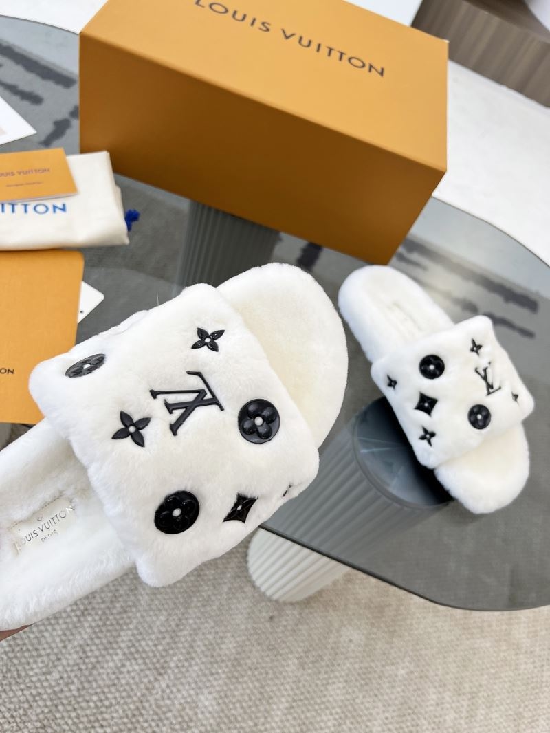 Louis Vuitton Slippers